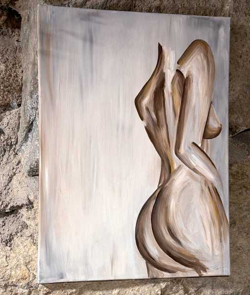 "THE BACK, GORGEOUS"