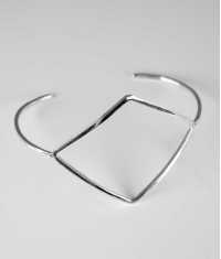 DON'T BE SQUARE ARMBAND