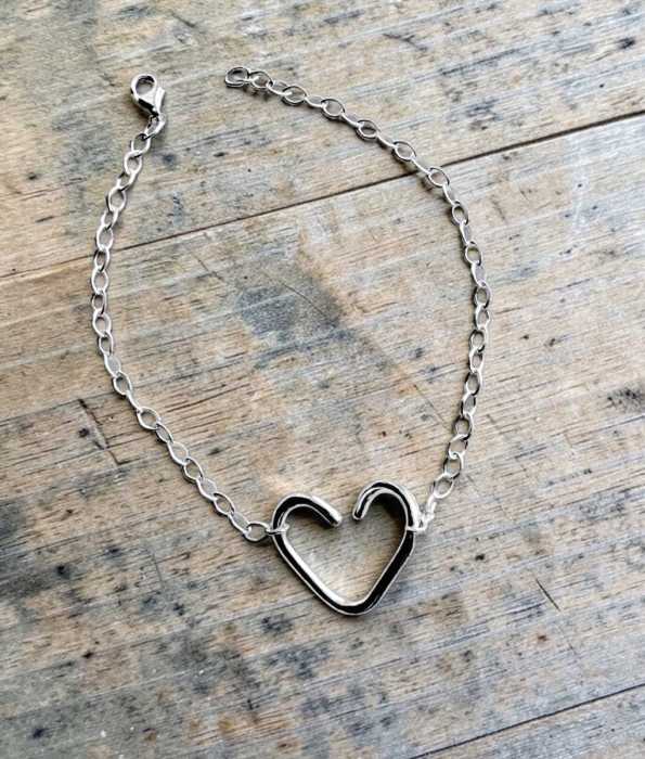 OPEN HEART ARMBAND, SILVER