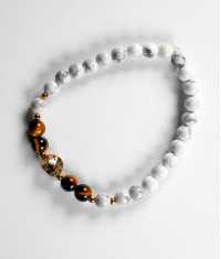 ROCKY ARMBAND, VIT MARMOR, TIGERÖGA & 1 LAVASTEN, GULD