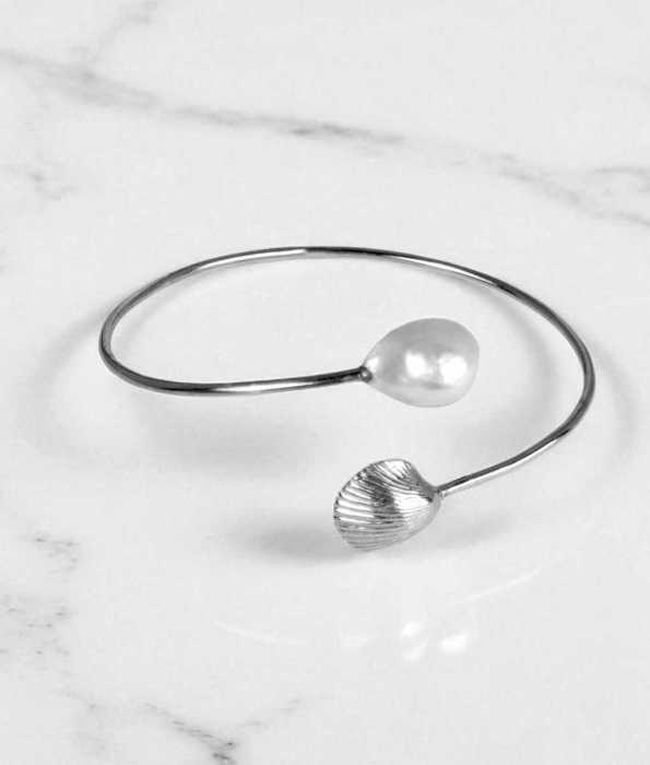 SHELL AND SEA PEARL ARMBAND