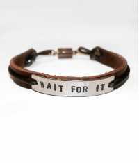 "WAIT FOR IT" LÄDER ARMBAND