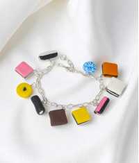 BASSETS BERLOCK ARMBAND