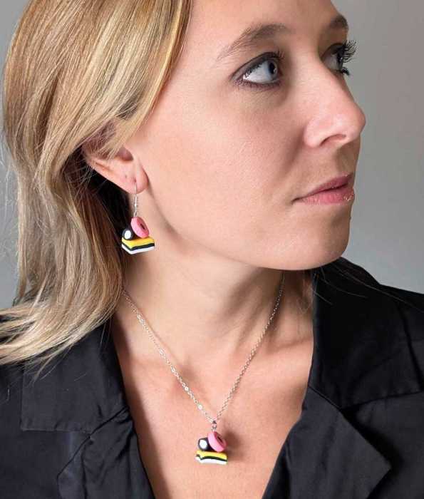 BASSETS ÖRHÄNGEN, SMÅ