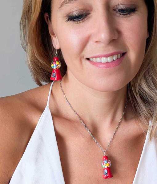 TUGGUMMI AUTOMAT ÖRHÄNGEN