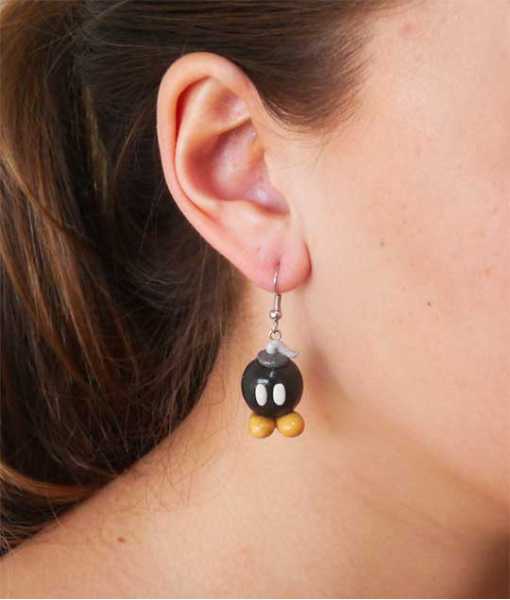 MARIO BOB-OMB ÖRHÄNGEN