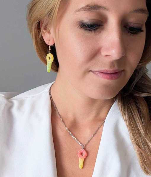 GODIS NAPP ÖRHÄNGEN, SURA