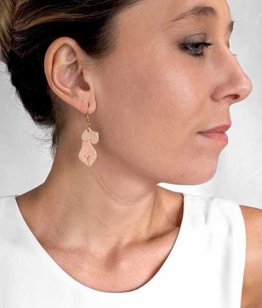 TORSO ÖRHÄNGEN, HON