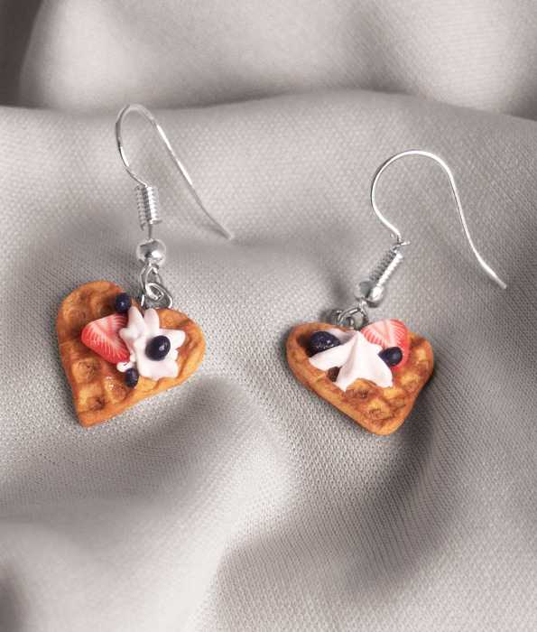 VÅFFLOR HJÄRTA ÖRHÄNGEN