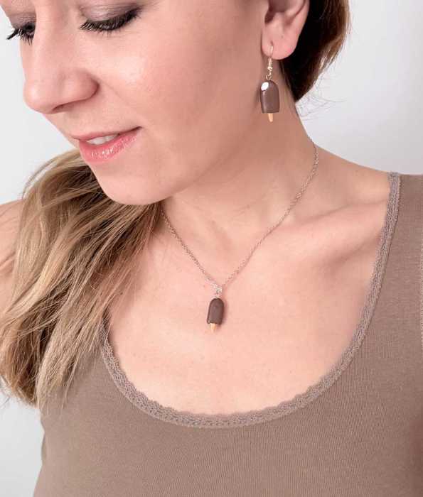 CHOKLADGLASS HALSBAND