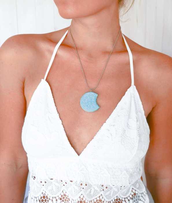 OREO KAKA HALSBAND, STOR