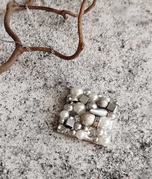 PÄRLOR KVADRAT HÄNGE