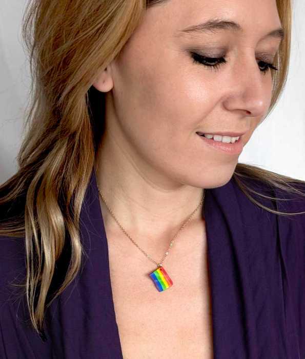 PRIDE FLAGGA HALSBAND