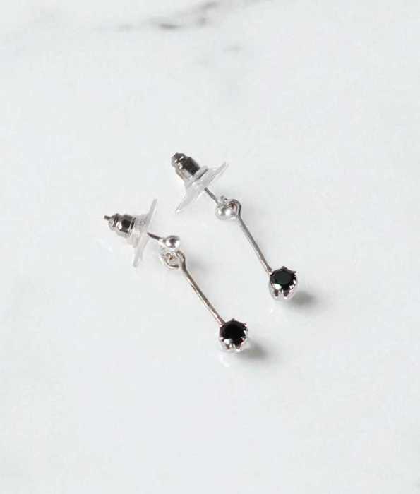 DOWN THE LINE ÖRHÄNGEN, 4MM.