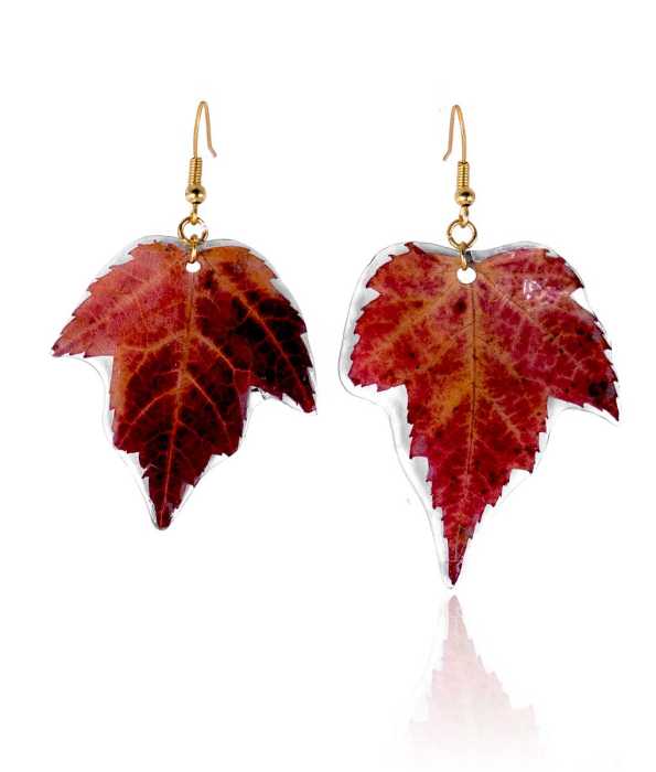 HÖSTLÖV ÖRHÄNGEN