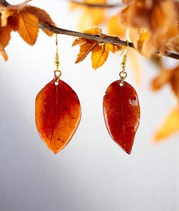 MAGNOLIALÖV ÖRHÄNGEN