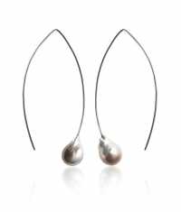 SEA PEARLS HOOK ÖRHÄNGEN, VITA