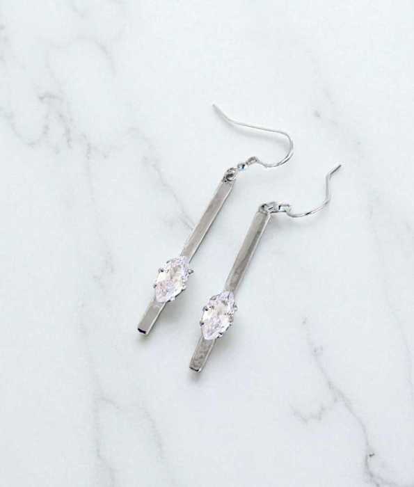 POISE NAVETTE ÖRHÄNGEN