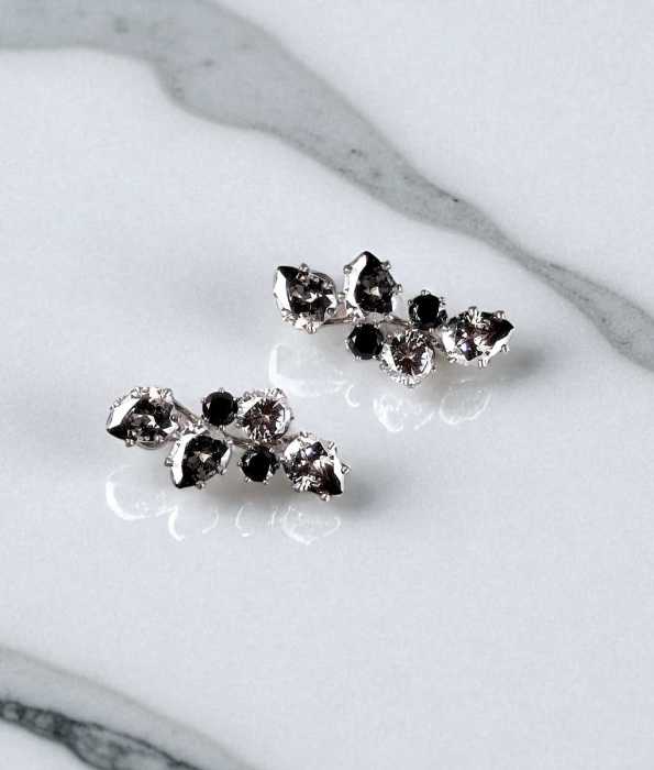 SPRINGTIME GREY ÖRHÄNGEN