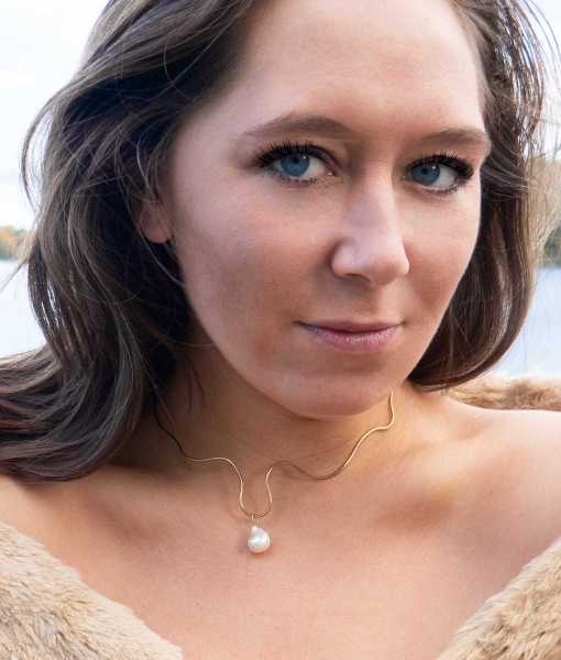 SEA PEARLS MEANDER DROP HALSBAND