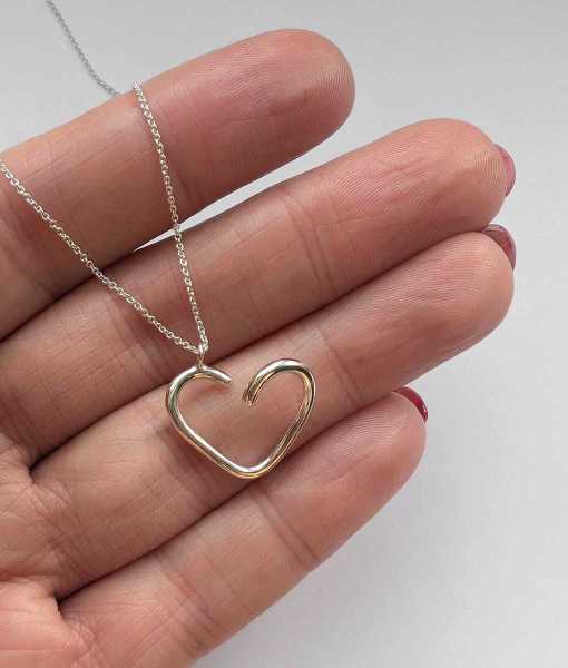 OPEN HEART HALSBAND, SILVER-LITEN