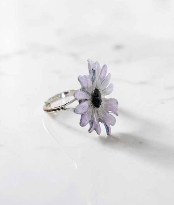 CINERARIA RING, MEDIUM