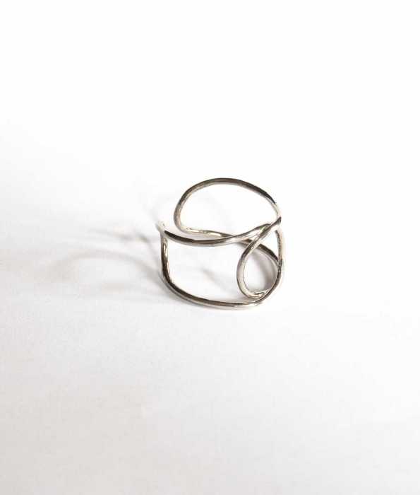 ENTWINED RING
