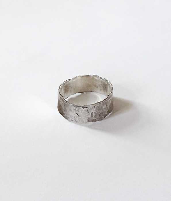 GRAPHITE RING, BRED