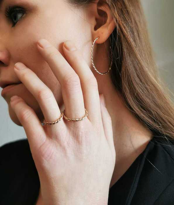 TWISTED RING, GOLD